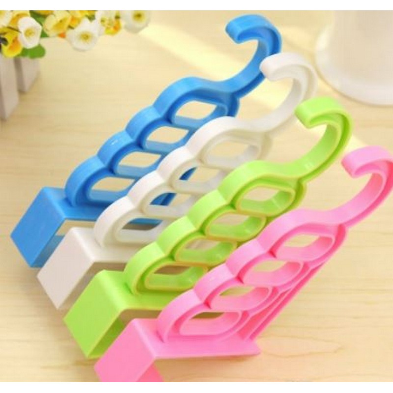 Multi-Function Home Accessories Foldable Clothes Hanger Drying Rack 5 Hole Suit Bathroom Door Plastic Organizer