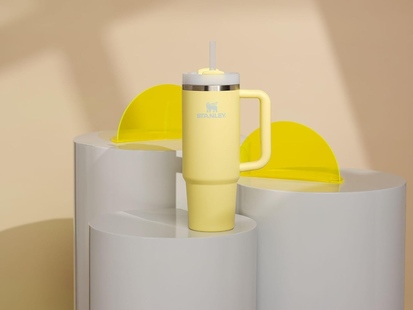 STANLEY Quencher H2.0 FlowState Stainless Steel Vacuum Insulated Tumbler with Lid and Straw for Water, Iced Tea or Coffee (40 oz)